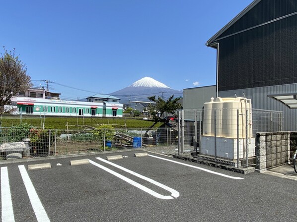 富士宮駅 バス20分  大岩入口下車：停歩2分 1階の物件内観写真